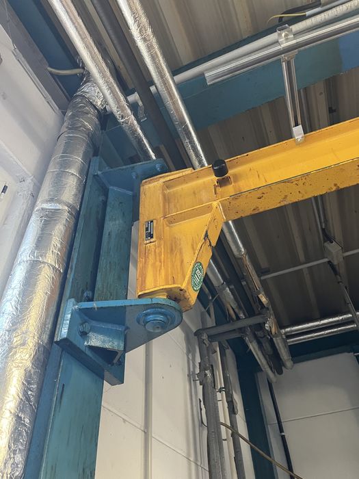 Żuraw słupowy z elektryczna wciągarka ABUS GM3, 500kg L-300