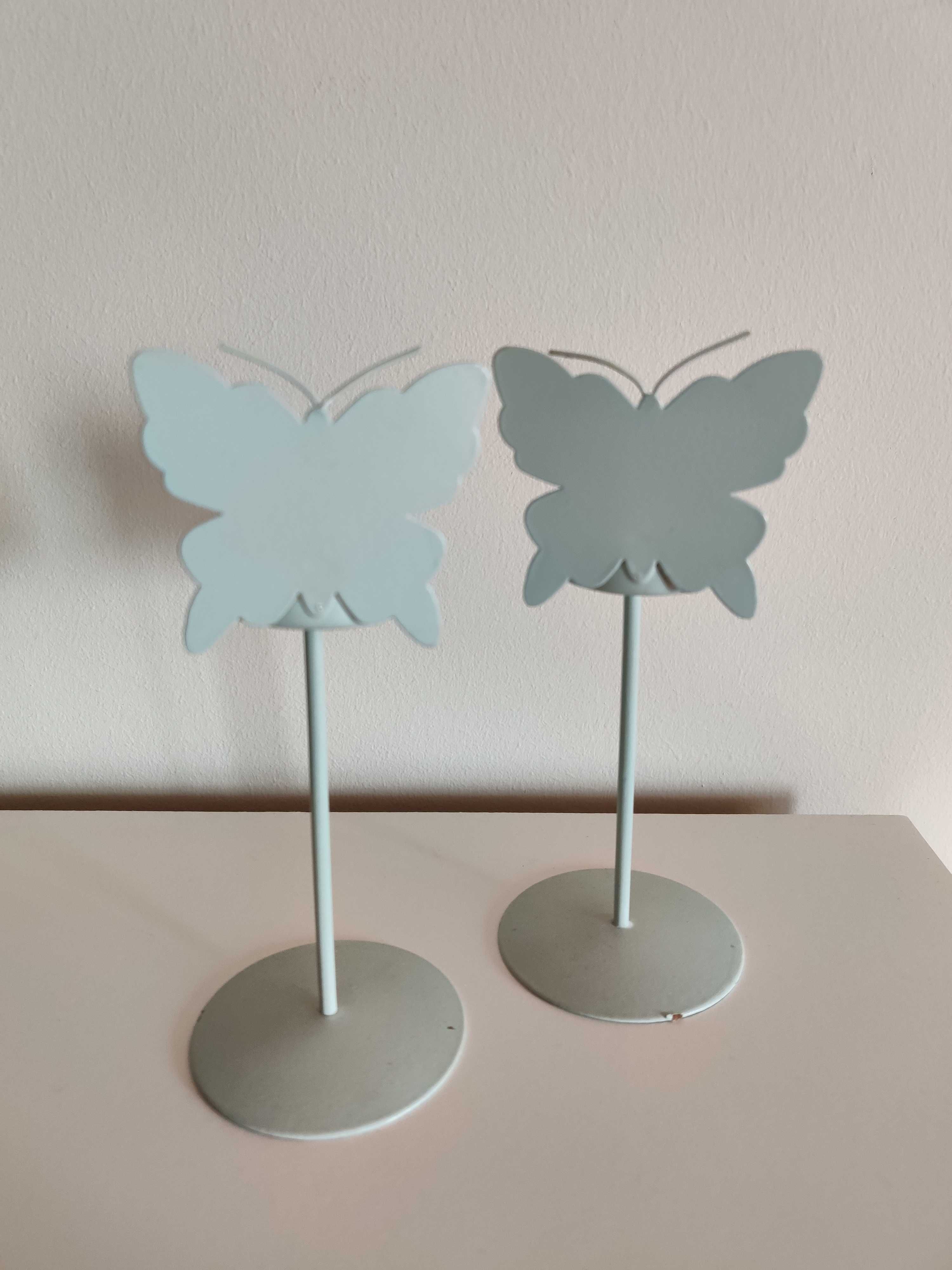 Conjunto de dois suportes de velas borboleta azul claro para decoração