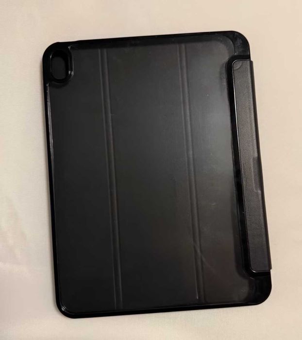 Apple iPad 10.9" (10.generacja) 64GB + Magic Keyboard