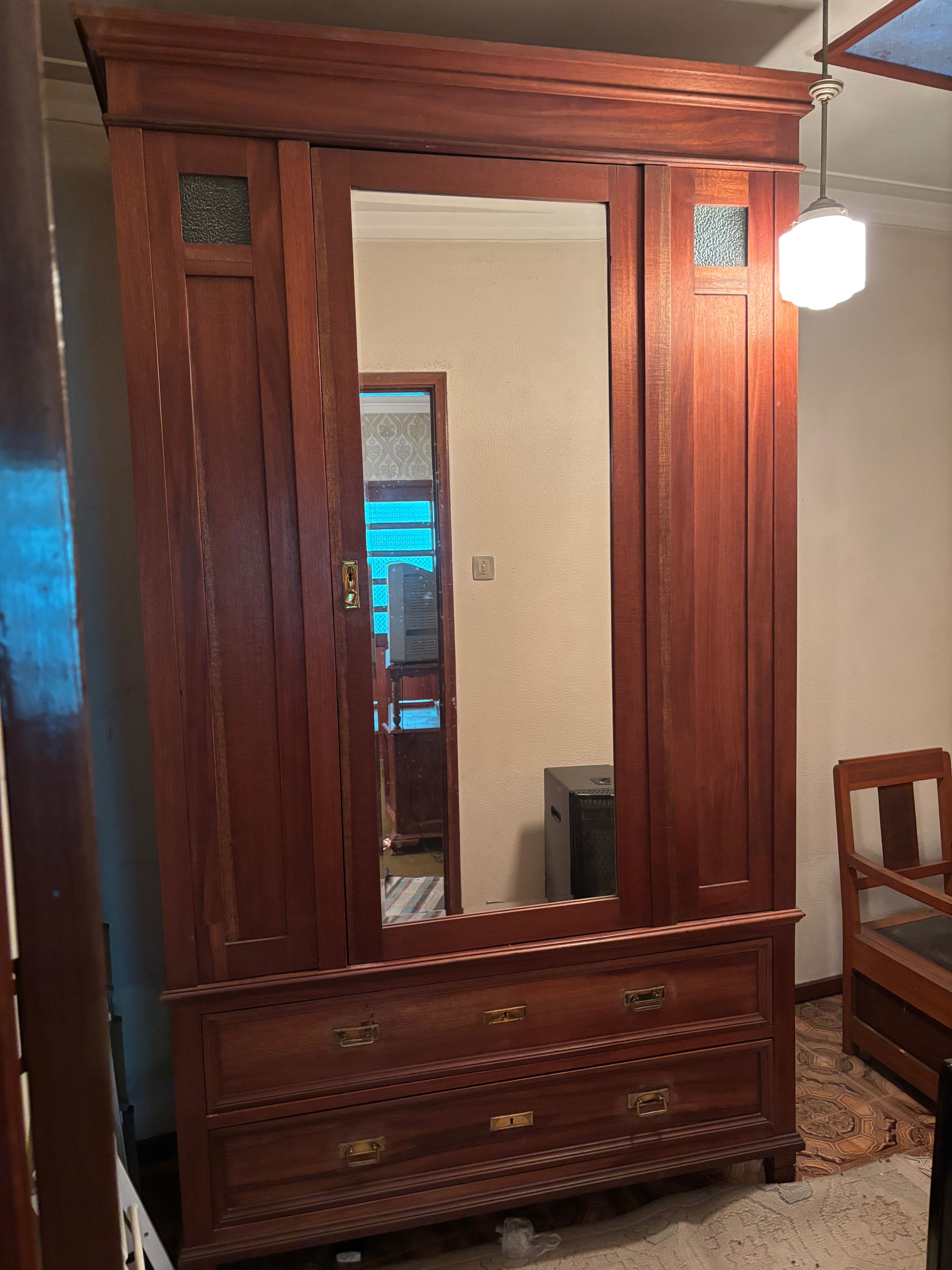 Vendo guarda vestidos