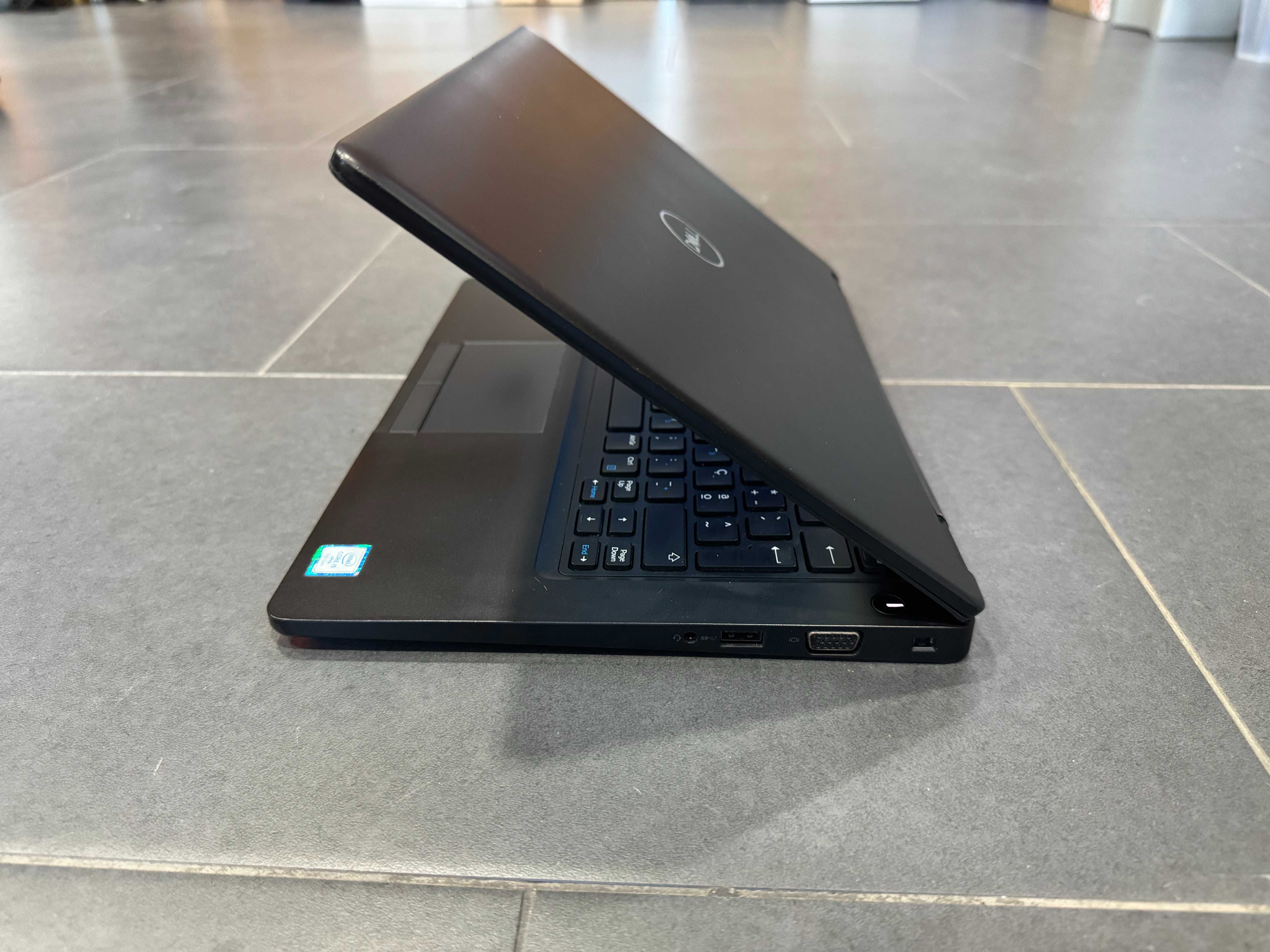 Dell Latitude E5490   i5-7300U   8 GB Ram   SSD 256GB TOUCH SCREEN