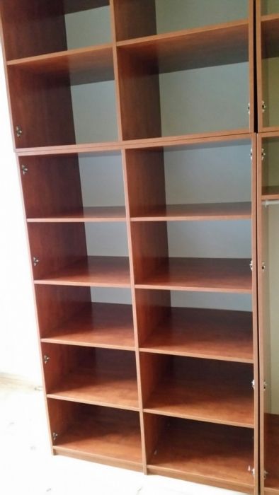 Szafa pokojowa- bardzo pojemna
