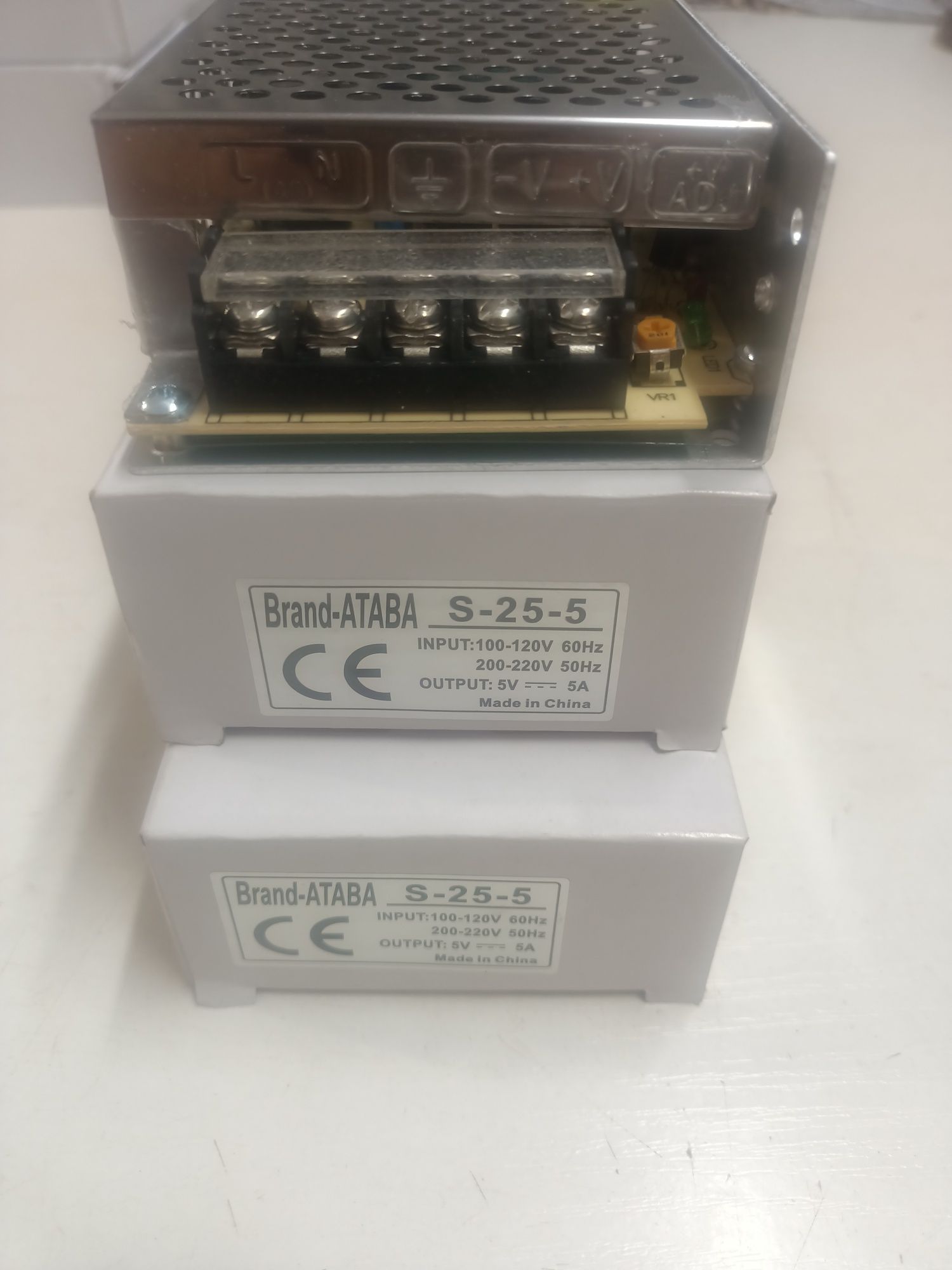 Блок питания Ataba 12v-5a