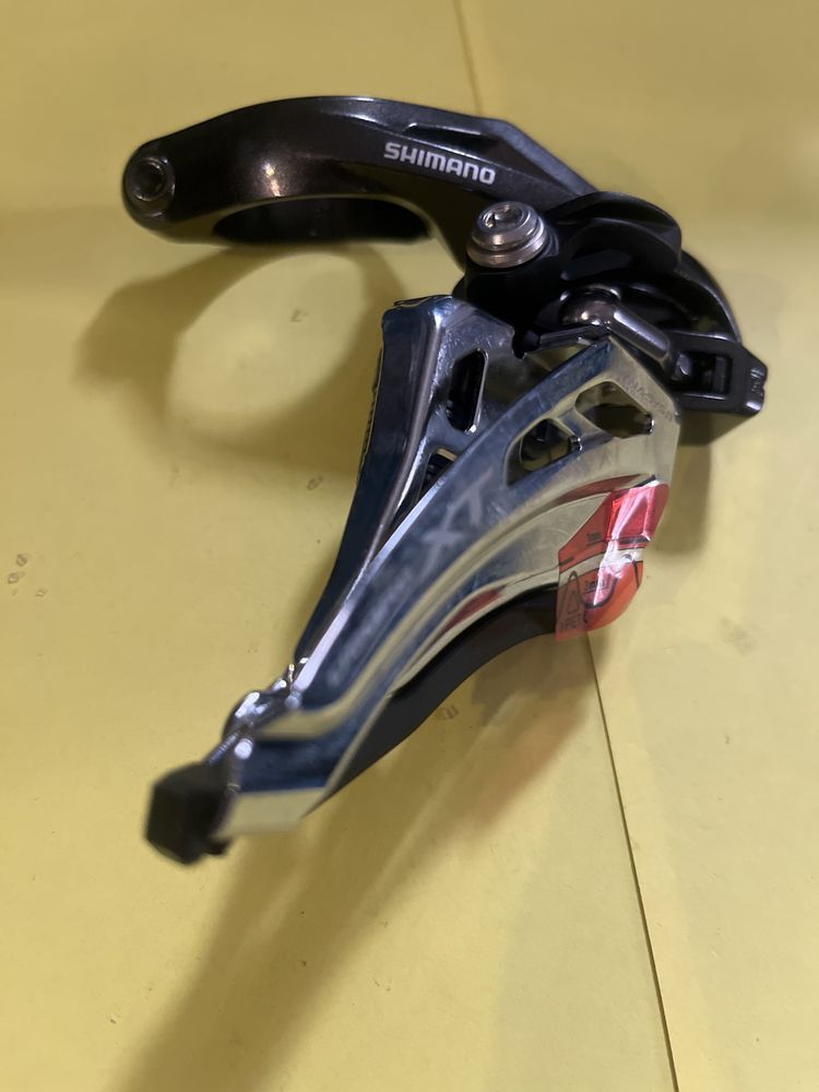Przerzutka przednia Shimano XT FD-M8000-L