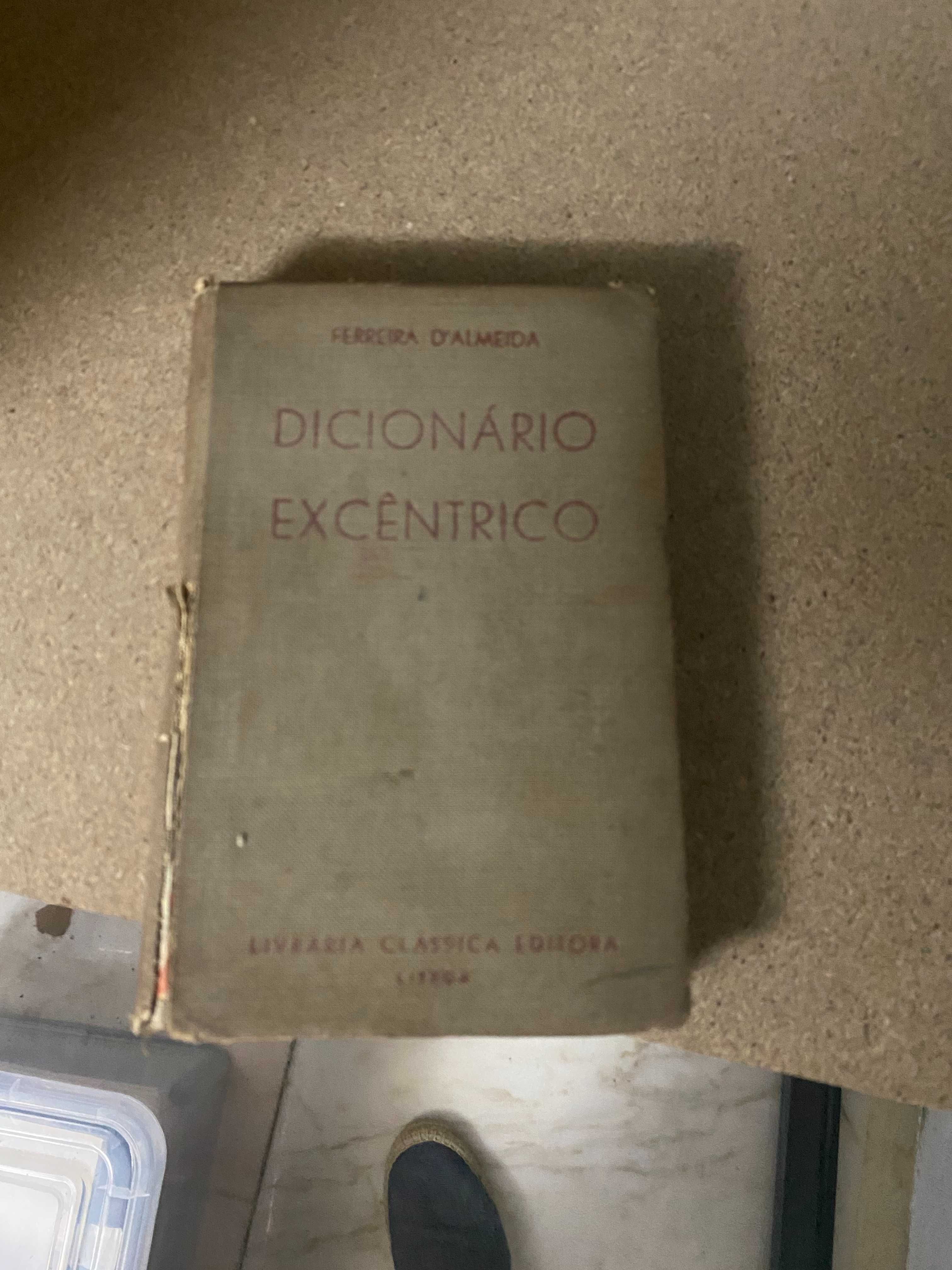 Dicionário Excêntrico