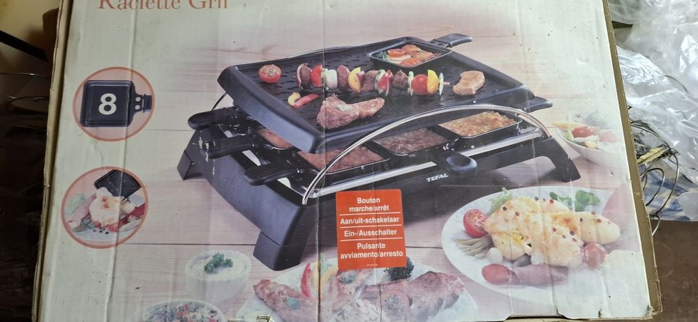 Настільний електричний гріль 8 персон використ.2-3  рази