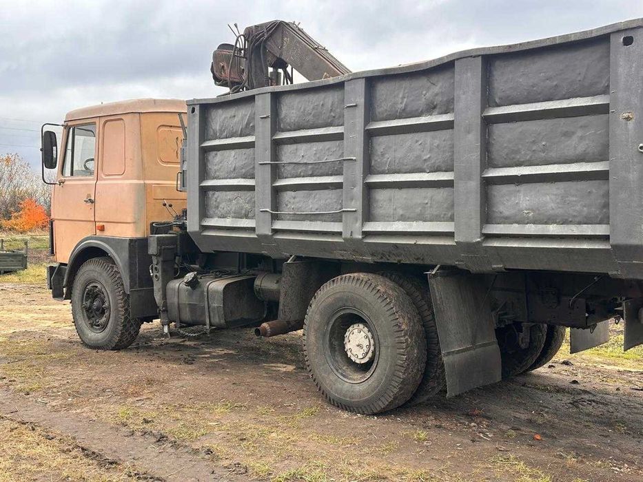 МАЗ з маніпулятором