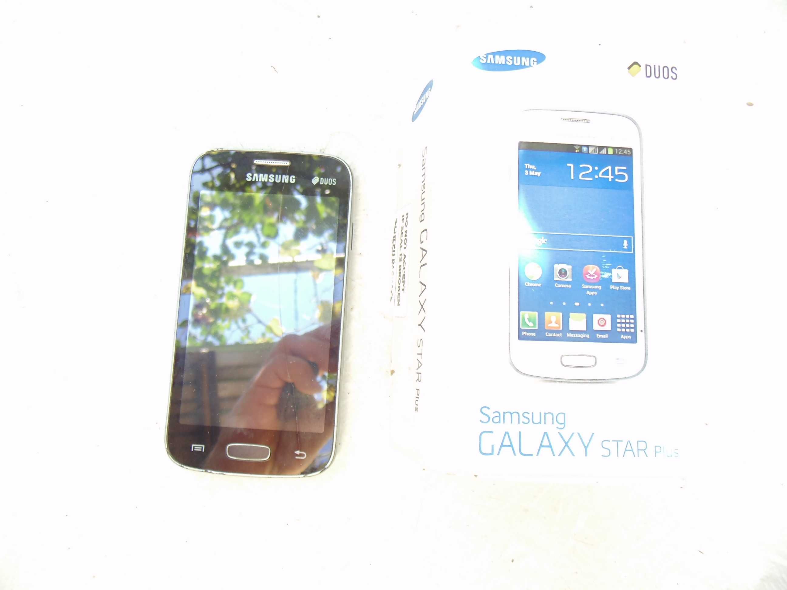 Смартфон Samsung GT-S7262 Galaxy Star Plus