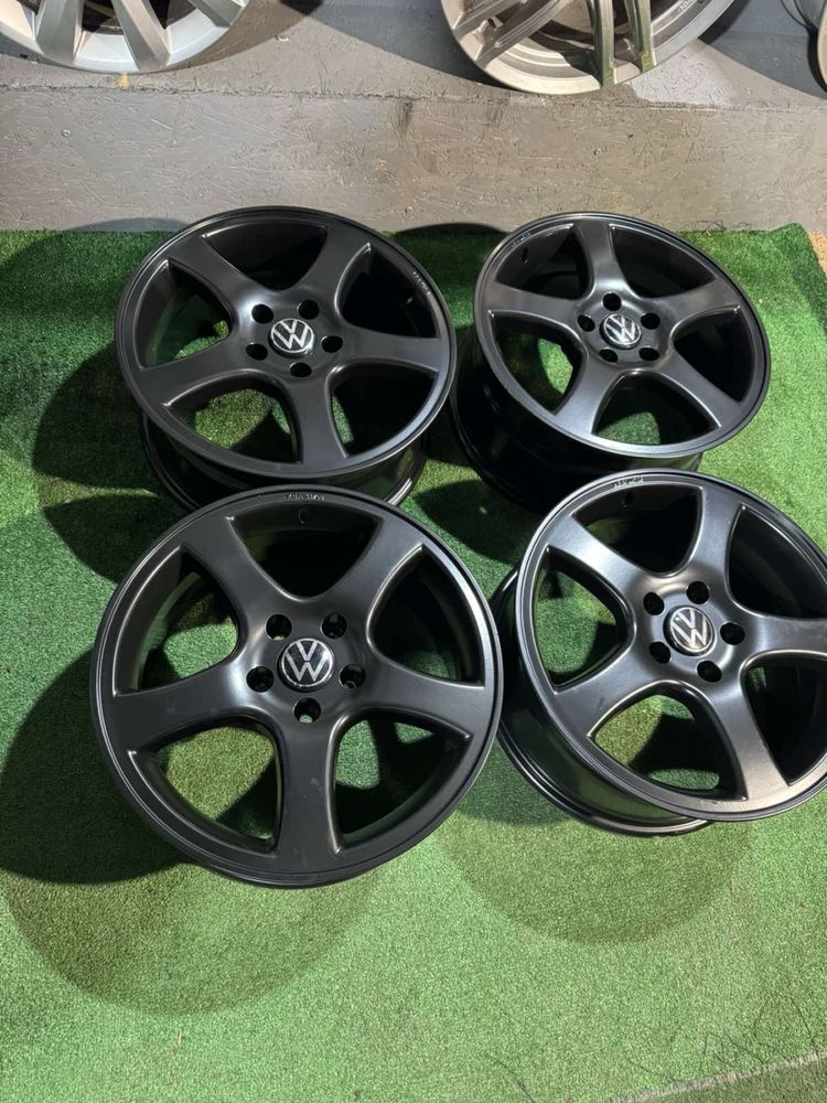 Диски Volkswagen Audi Skoda 5:112r17 комплект тітани б/у склад
