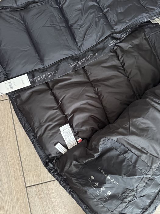 Новий оригінальний чорний чоловічий пуховик Calvin Klein розмір L XL