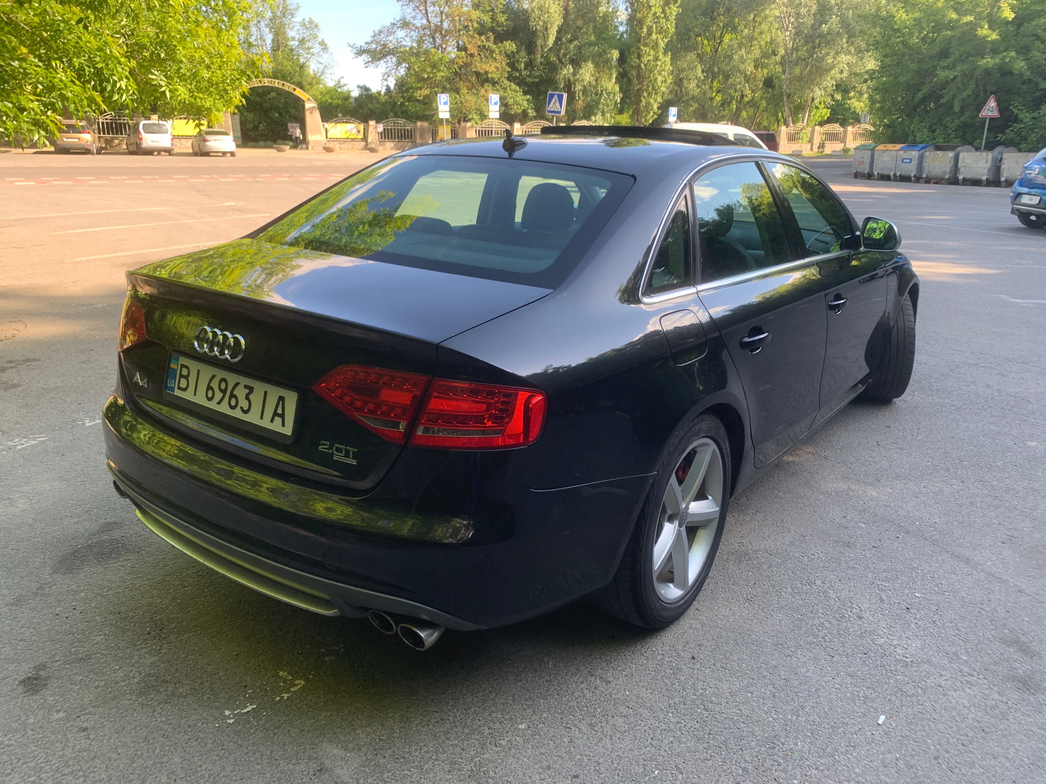 Audi a4b8 2.0tfsi S-line Quattro