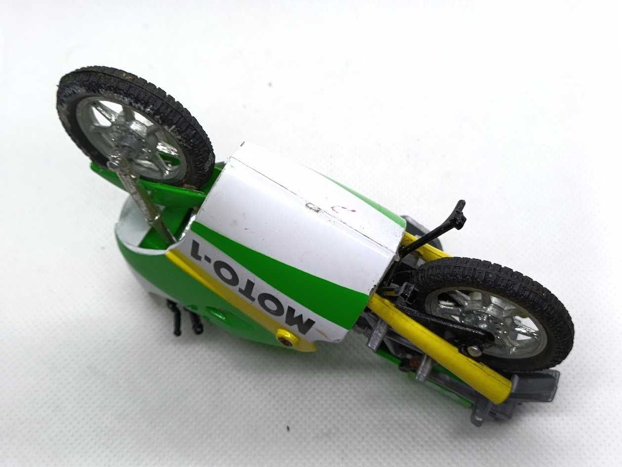 Brinquedo vintage moto Kawasaki Escala 1:18 plástico
