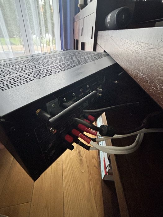 Amplituner Yamaha music cast RX-V4a