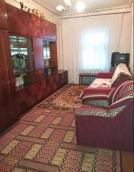 Здається частина будинку Центр