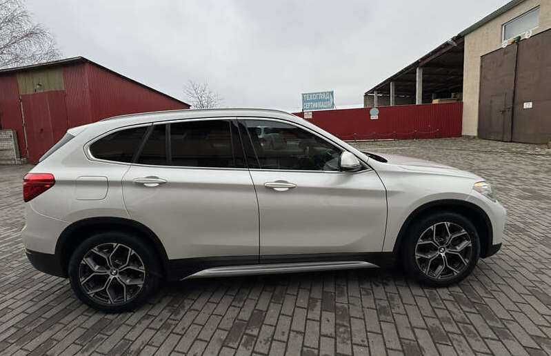 BMW X1 2021 G кузов