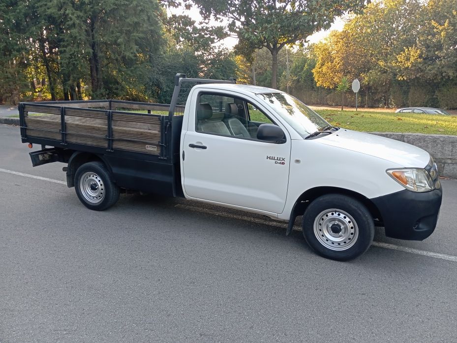 Toyota Hilux 2.5 d4d 3 lugares ano 2006