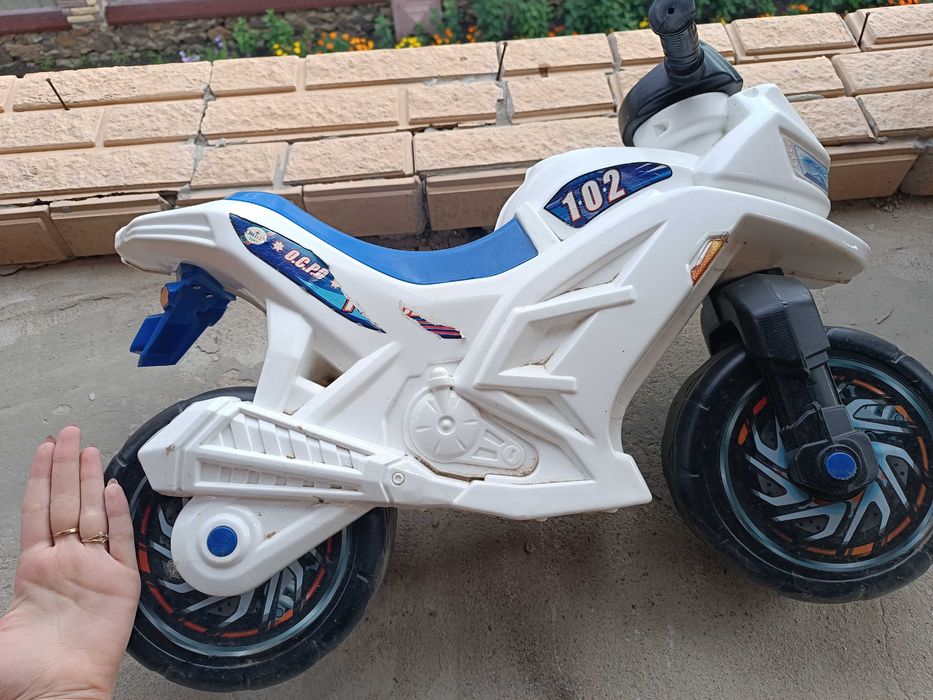 Дитячий мотоцикл двоколісний