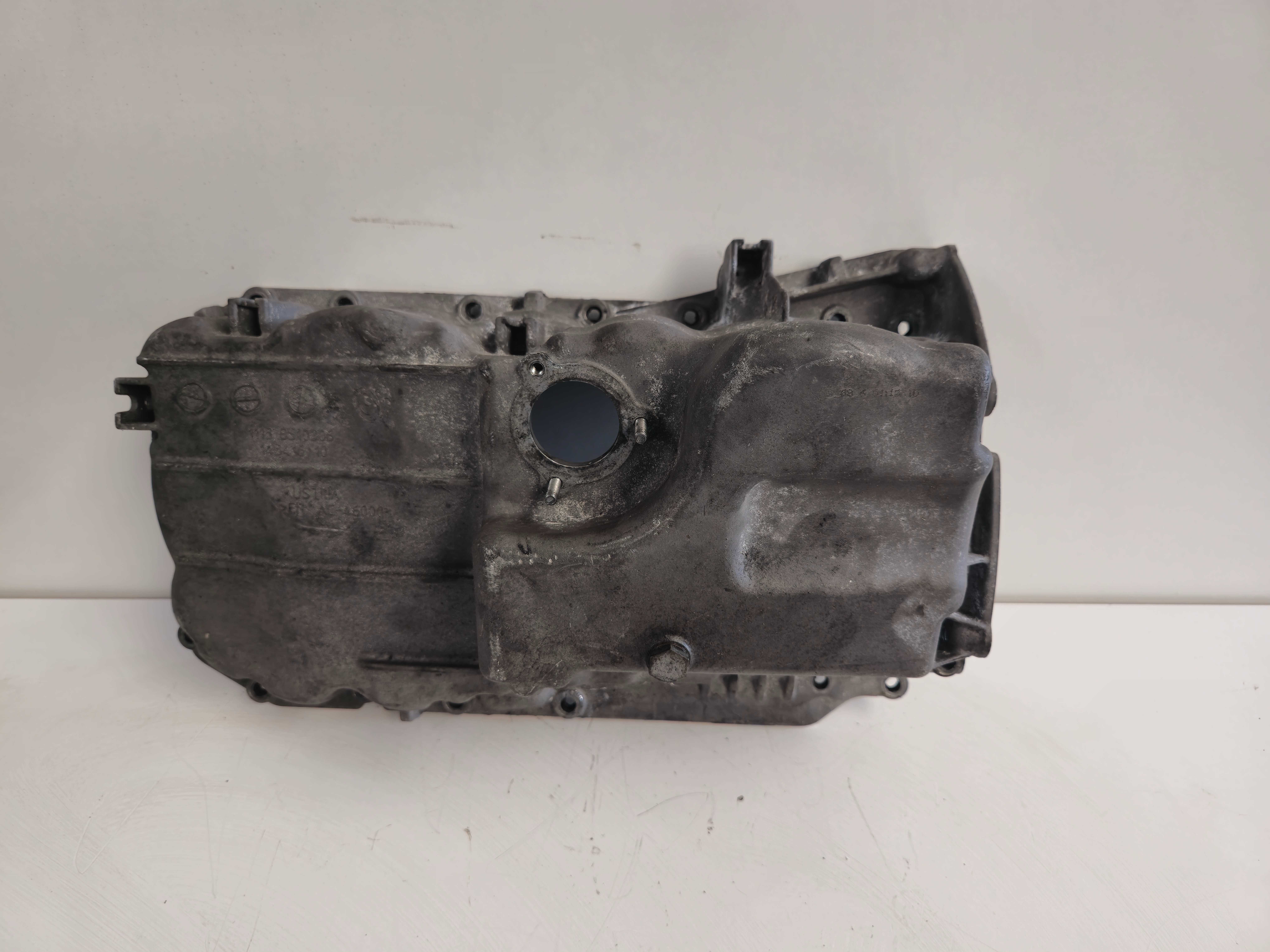 Carter óleo motor BMW 1 3 E81 E87 E90 E91 2.0 N47D20C REF: 851.020.6