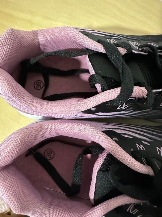 Sapatilhas Preto / Lilás Novas 39