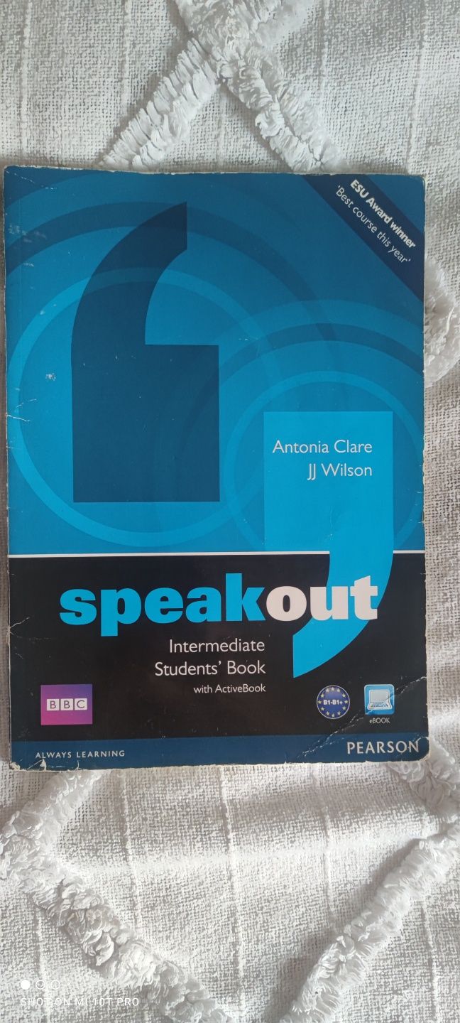 Speakout Intermediate Students' Book with ActiveBook B1+ Intermediate