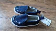 Nowe buty tenisowki 22