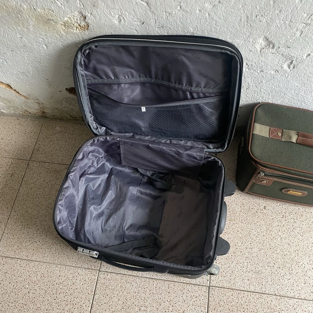 Mala de Viagem com Necessaire Vintage