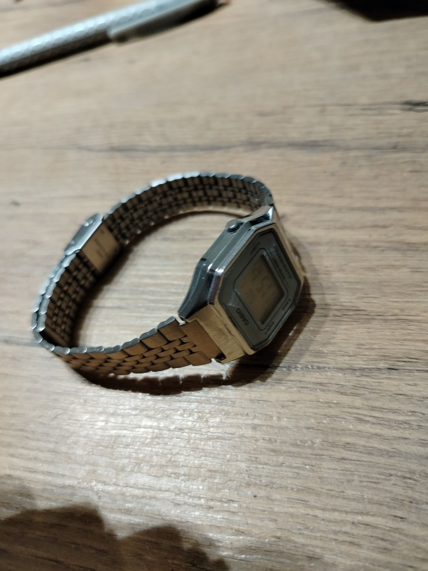 Zegarek Casio Vintage LA680WEA-7EF srebrny