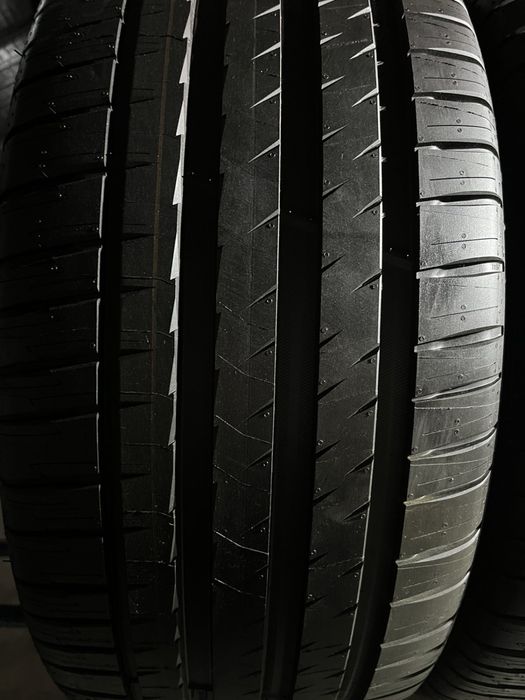 285/40/23 R23 Michelin Pilot Sport 4S 4шт нові