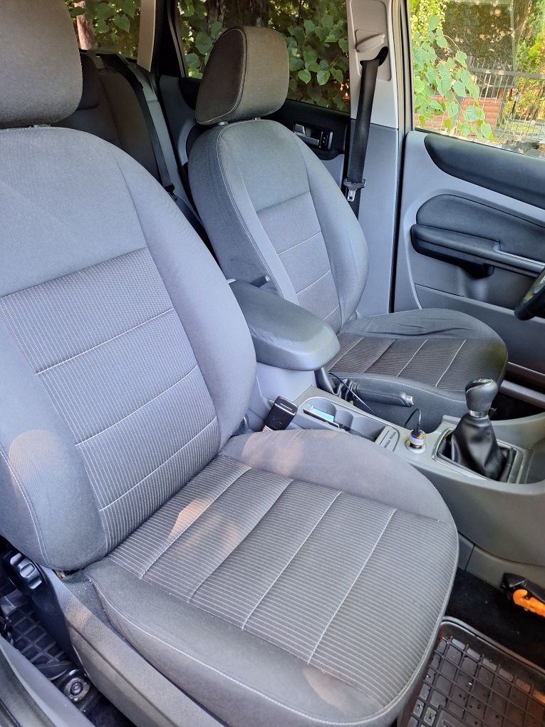 Ford focus titanium