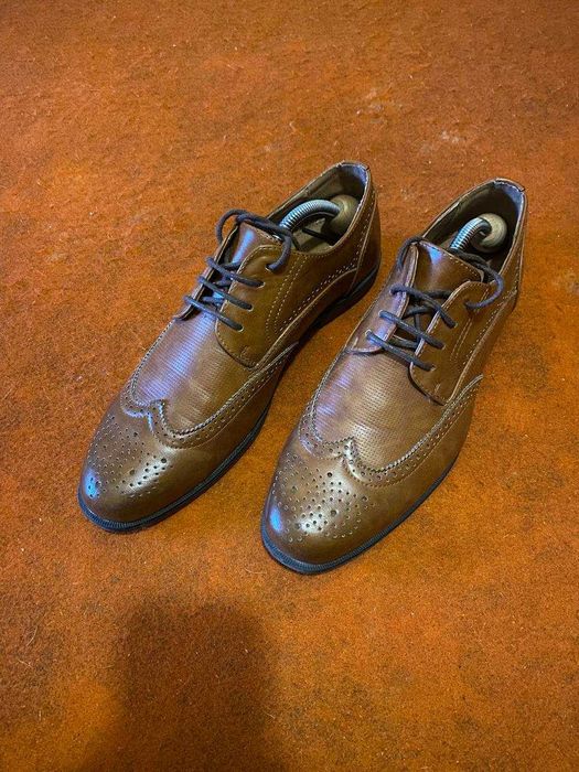 Чоловічі туфлі розмір 42 ідальний стан науральна шкіра