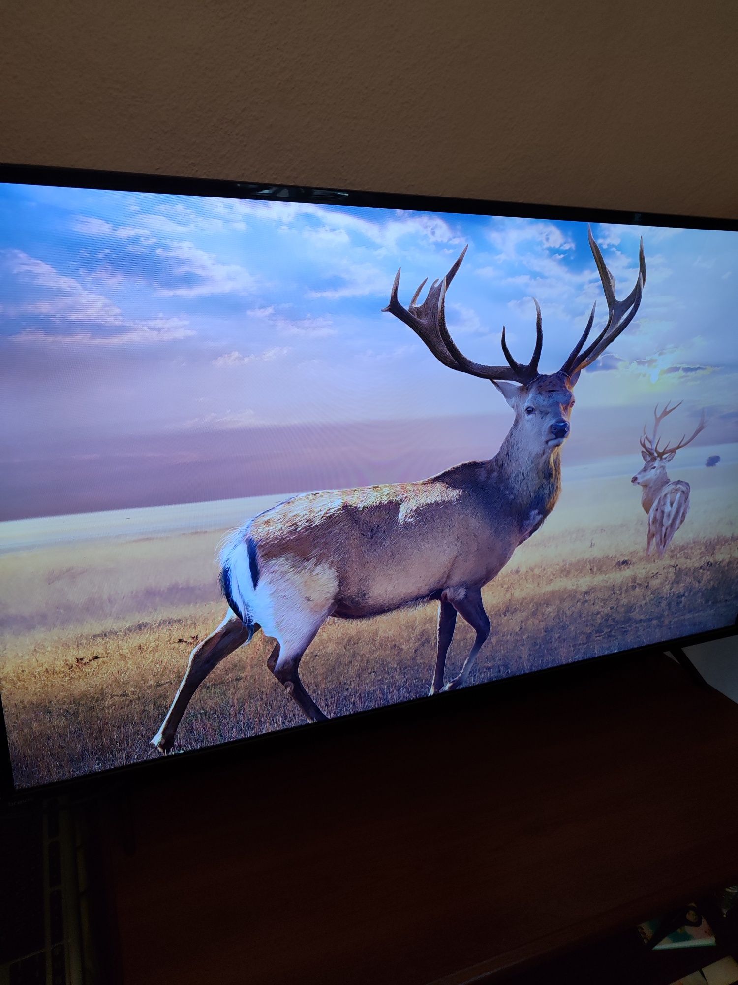 Телевізор BRAVIS 55" 4K SmartTV T2. Под ремонт