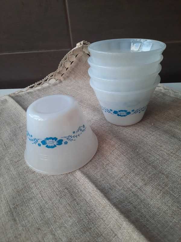 Taçinhas e Assadeiras Termocrisa Vintage