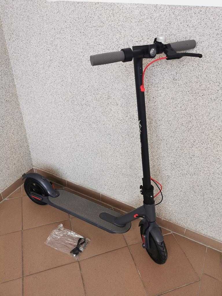 Hulajnoga elektryczna e-scooter