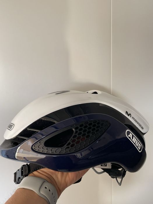 Capacete ABUS movistar ciclismo