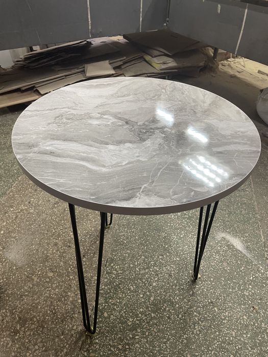 Стіл круглий/ квадратний