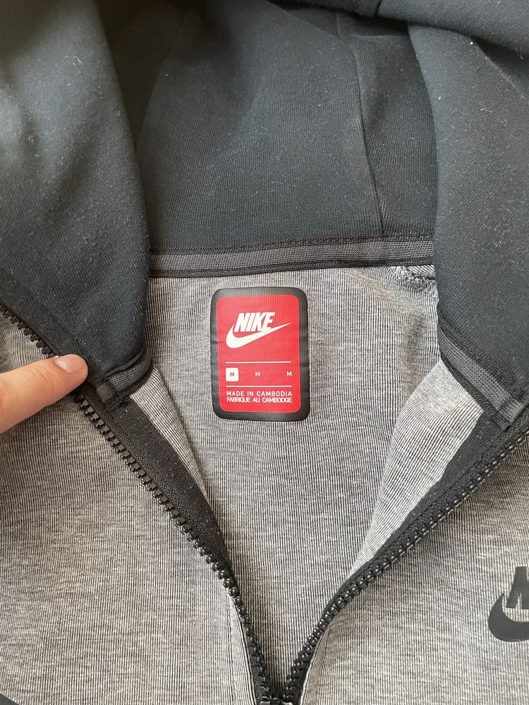 Nike tech fleece