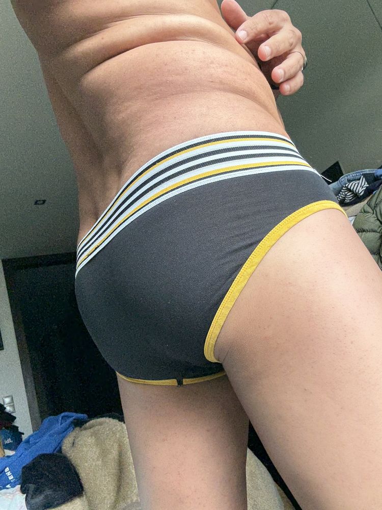 Slip homem usado como novo
