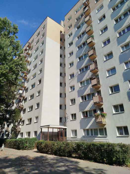 Dwa pokoje, Mokotów-Służew - BEZPOŚREDNIO
