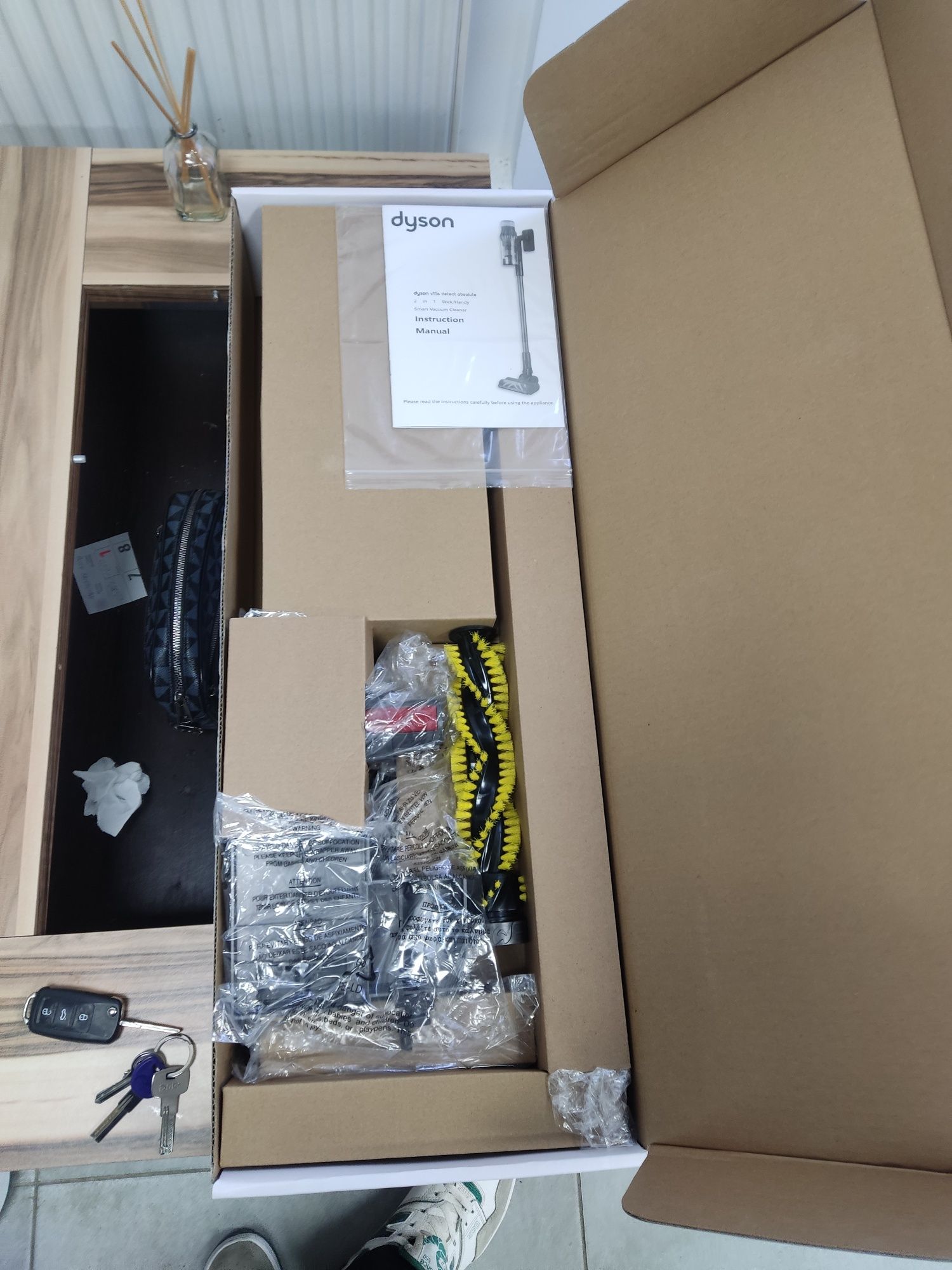Пилосос  dyson v15s