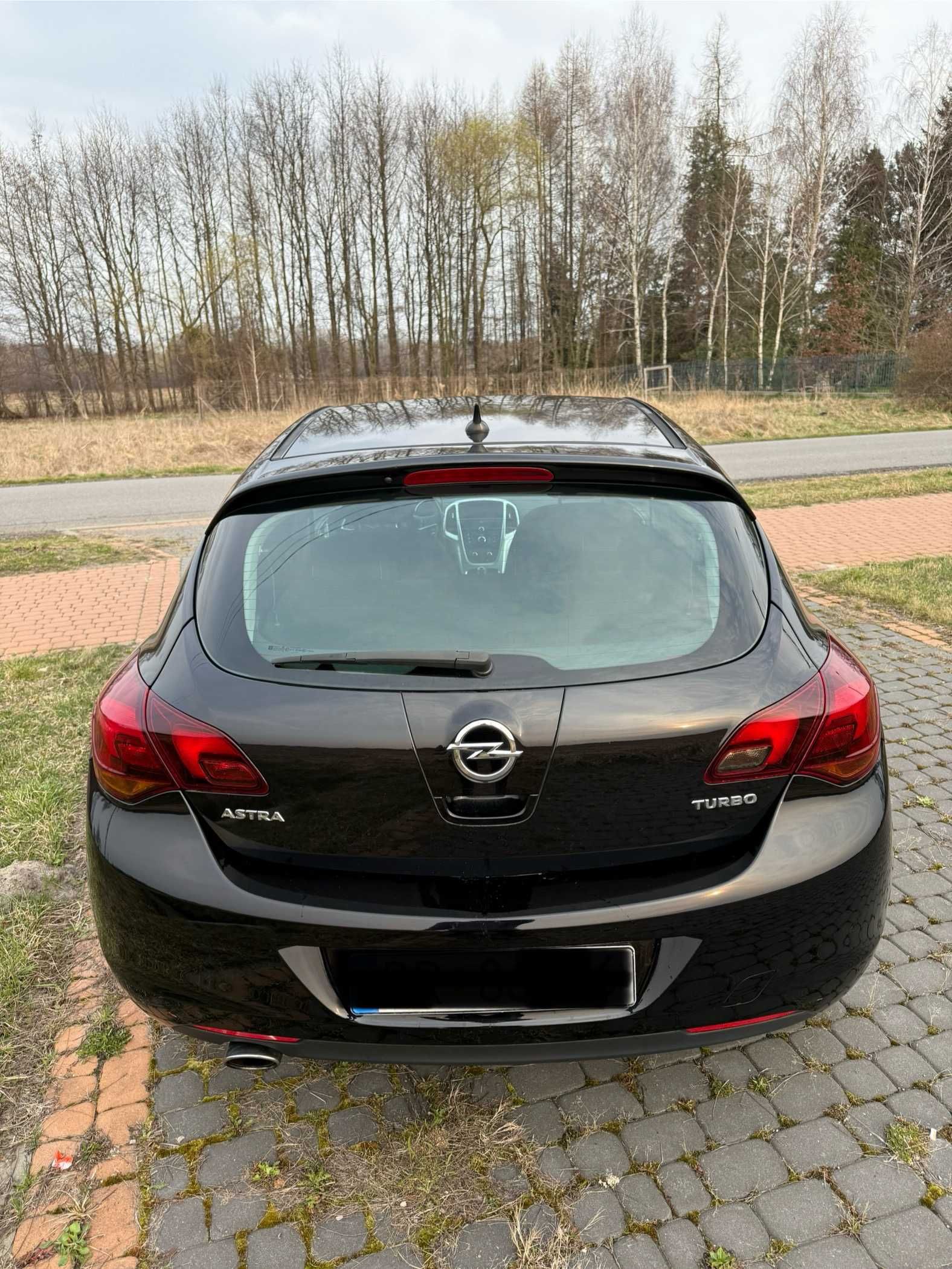 Opel Astra 1.4 turbo benzyna! bardzo ładny! Alu! Navi!