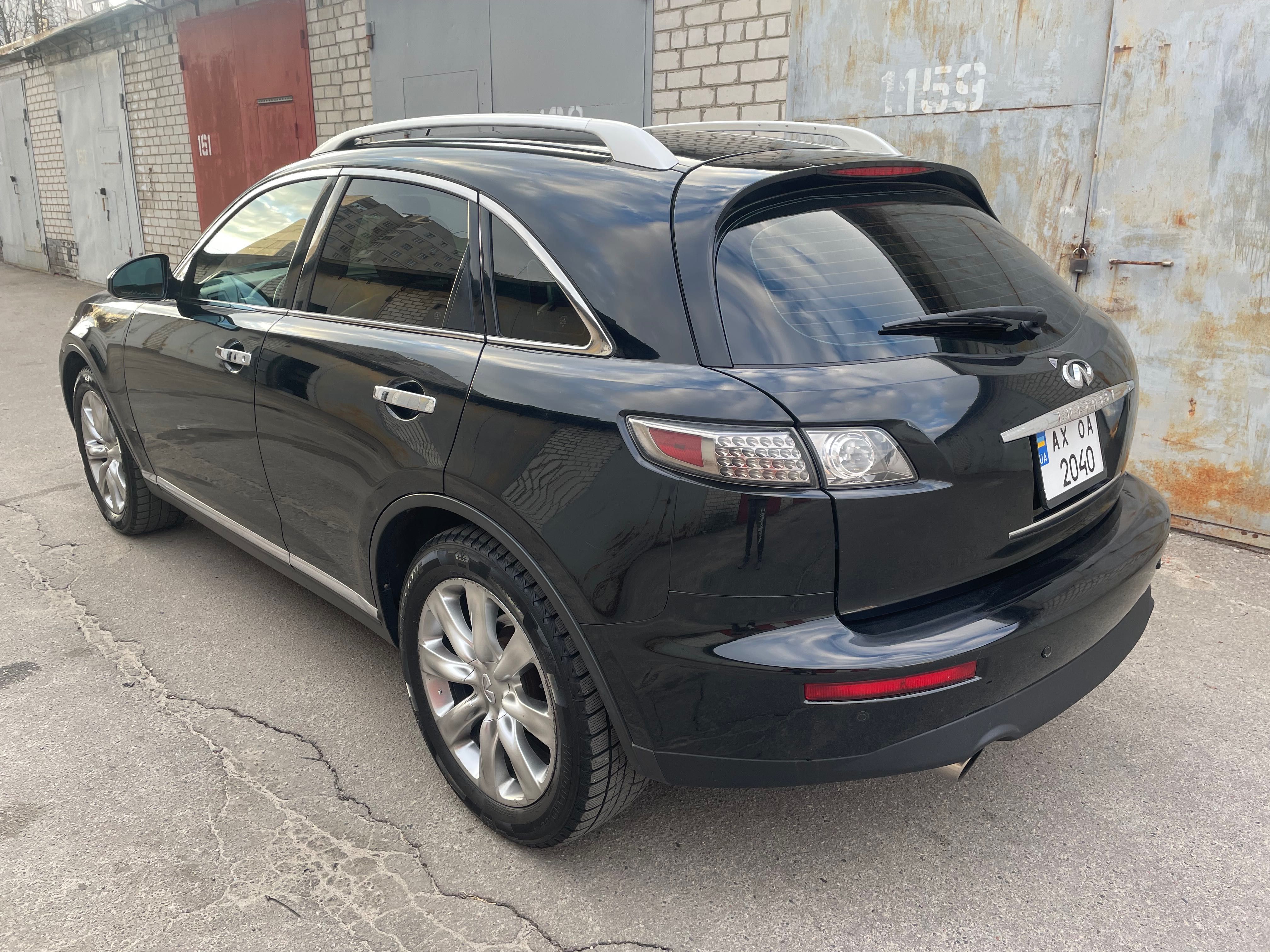 Продам Infiniti FX35