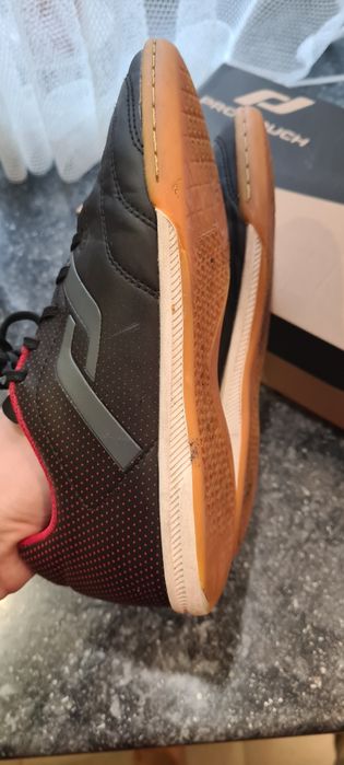 Футзальне взуття Classic Pro Touch розмір 36, 23.5 см