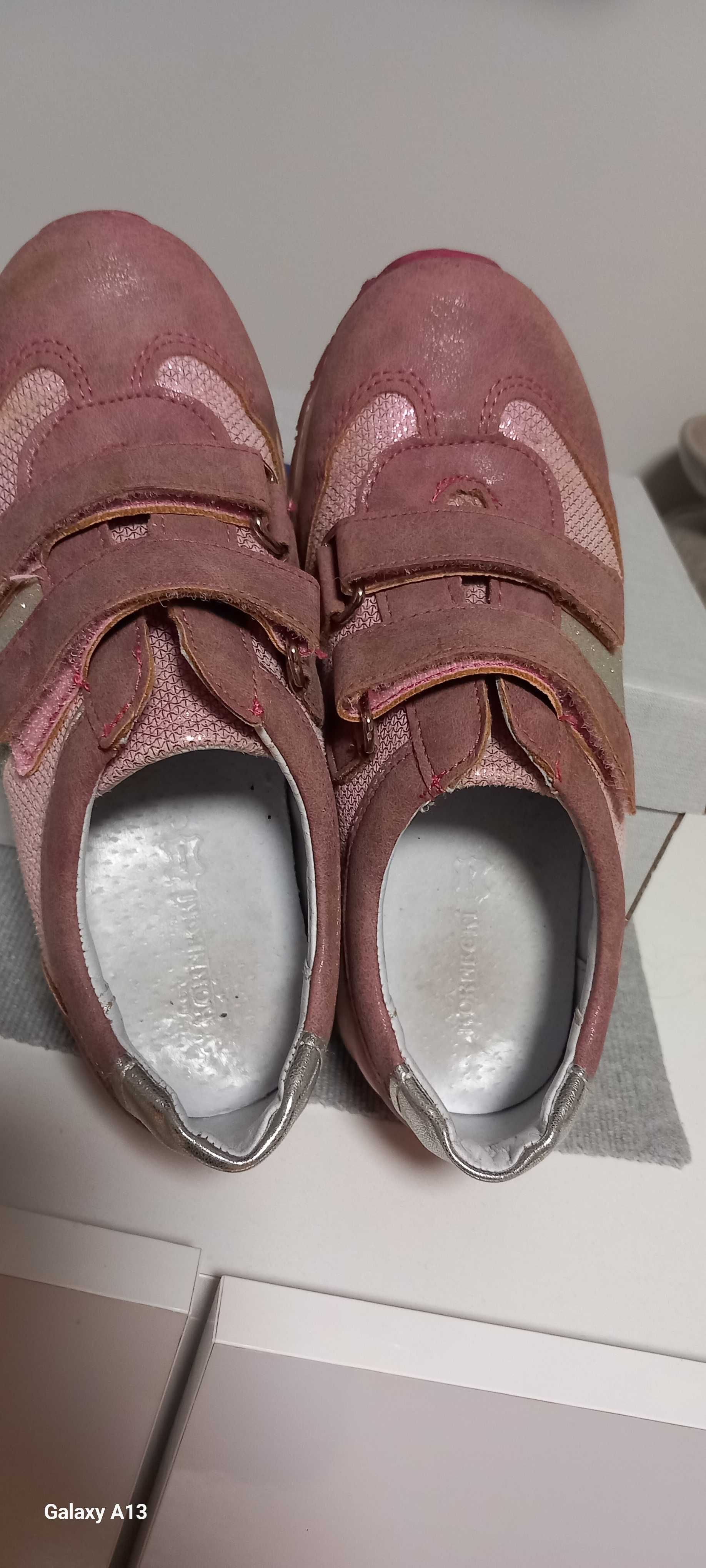 Buty Kornecki rozmiar 30