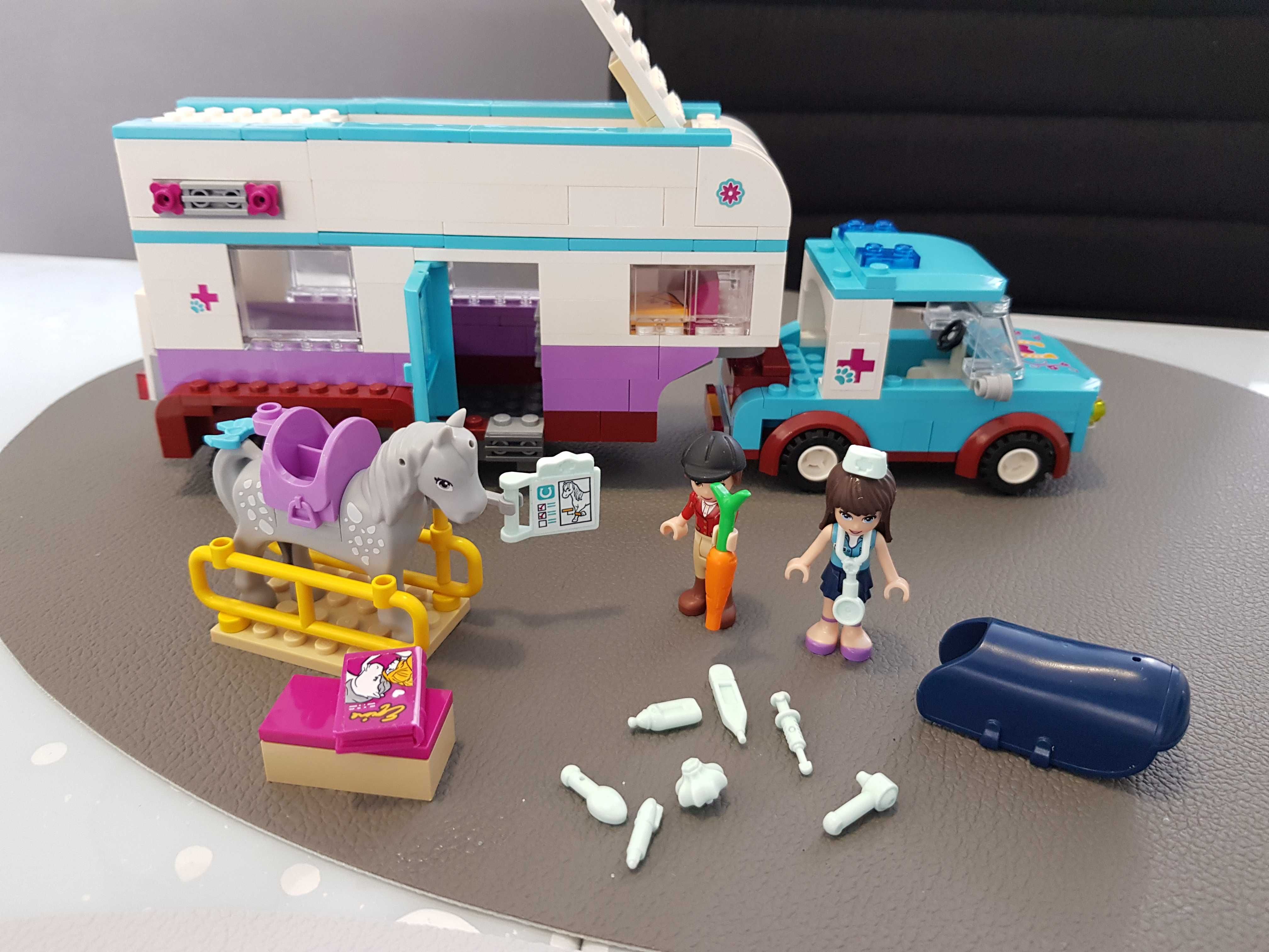 LEGO Friends 41125 przyczepa Vet dla koni+samochodzik Vet z 41036