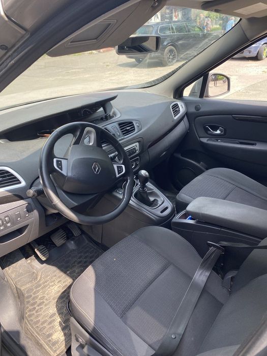 Продам renault grand scenic3