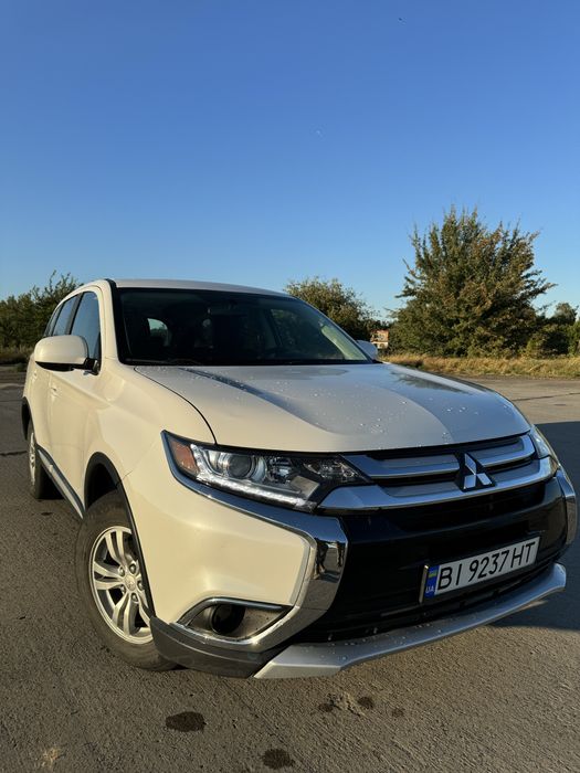 Mitsubishi Outlander III 2016
