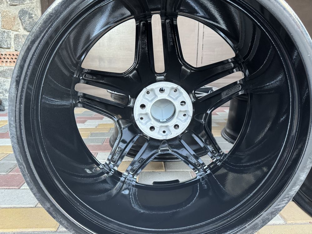 Продам комплект оригинал AMG НОВЫХ дисков R21 Mercedes Benz GLS, GLE