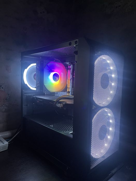 Игровой пк Ryzen 5 3600 GTX 1660 TI 32 gb+монитор