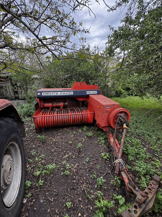 Продам прес Deutz-Fahr