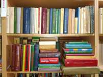 9. книги по лингвистике,  языкознанию (Словарь говоров - Уайзер)